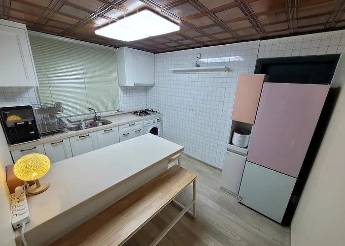 Seongsu Hot Place 3room Aparthotel 4*