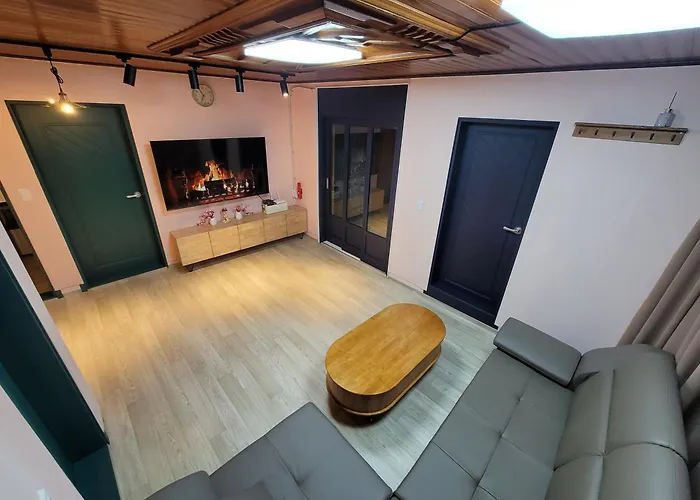 Seongsu Hot Place 3room Aparthotel Seoul