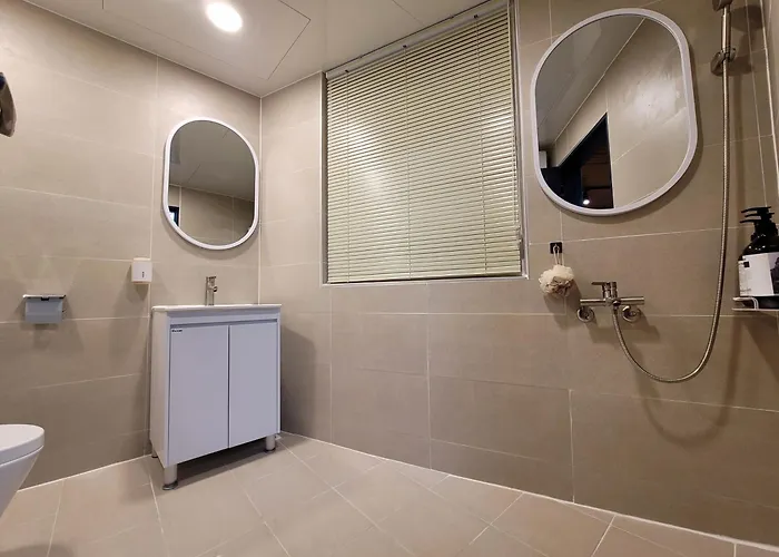 Seongsu Hot Place 3room Aparthotel Seoul
